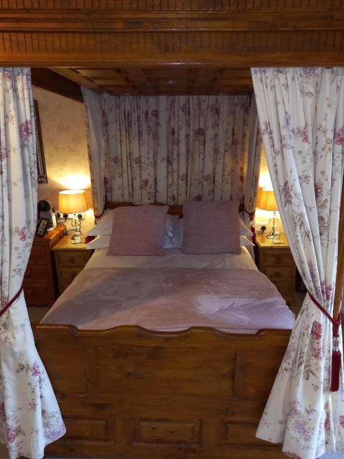 Virginia Cabaña Pensión Bowness-on-Windermere Exterior foto